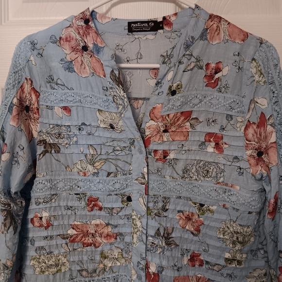 Blue Floral Lightweight Cotton Button Front Blouse Pleated Front Split Sleeves M - Picture 3 of 7